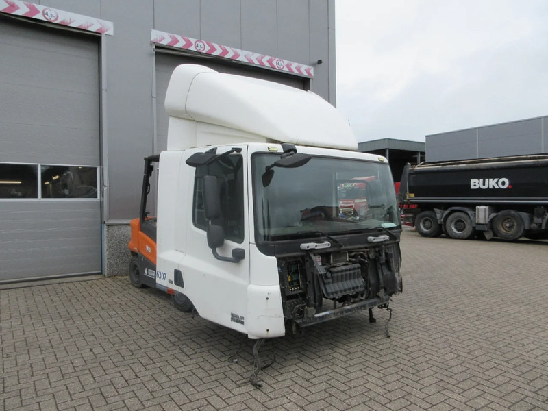 DAF DAF CF 75 DAGCABINE MODEL EURO 5 - Kabina dhe interier për Kamioni: foto 4 DAF DAF CF 75 DAGCABINE MODEL EURO 5 - Kabina dhe interier për Kamioni: foto 4
