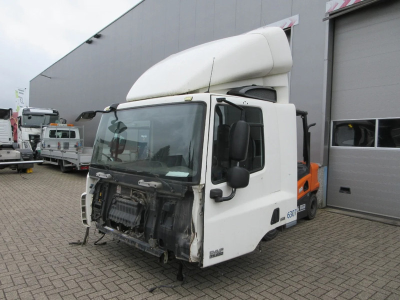 DAF DAF CF 75 DAGCABINE MODEL EURO 5 - Kabina dhe interier për Kamioni: foto 5 DAF DAF CF 75 DAGCABINE MODEL EURO 5 - Kabina dhe interier për Kamioni: foto 5