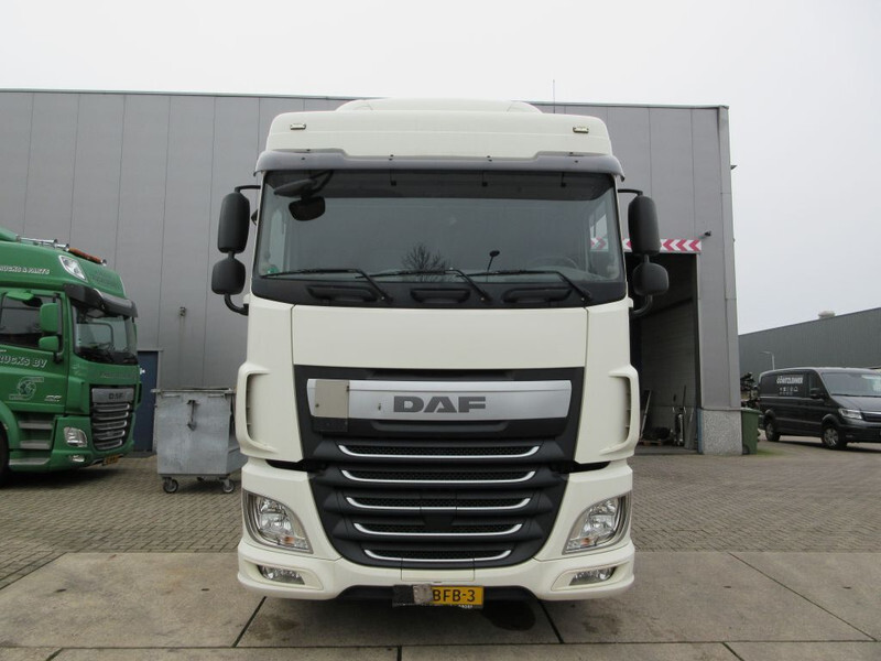 DAF XF 106 CABINE COMPLEET - Kabina dhe interier për Kamioni: foto 3 DAF XF 106 CABINE COMPLEET - Kabina dhe interier për Kamioni: foto 3