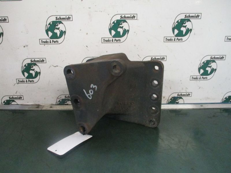 Iveco 41214880 stuur bracket stralis - Sistemi i drejtimit për Kamioni: foto 2 Iveco 41214880 stuur bracket stralis - Sistemi i drejtimit për Kamioni: foto 2