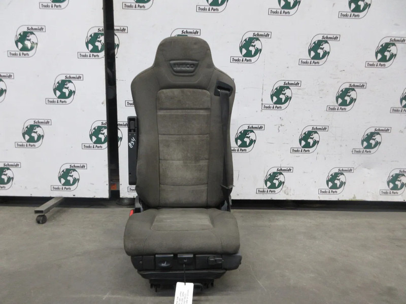 Iveco 5801416515 // 5801389347 IVECO HI WAY EURO 6 MODEL 2018 - Ndenjësja për Kamioni: foto 2 Iveco 5801416515 // 5801389347 IVECO HI WAY EURO 6 MODEL 2018 - Ndenjësja për Kamioni: foto 2