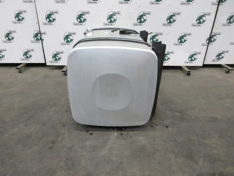 MAN 81.12201-5887 // 81.12201-5864 // 580 LITER 1 TANK MAN 18.500 EURO 6 - Serbatori i karburantit për Kamioni: foto 4 MAN 81.12201-5887 // 81.12201-5864 // 580 LITER 1 TANK MAN 18.500 EURO 6 - Serbatori i karburantit për Kamioni: foto 4