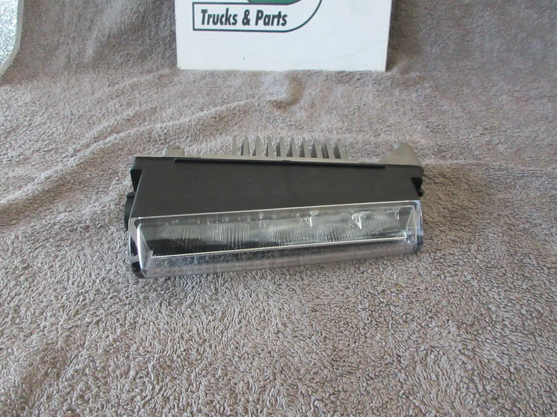 Mercedes-Benz A 960 820 31 56 LED LAMP BUMPER MERCEDES MP4 EURO 6 NIEUWE & EN GEBRUIKT - Drita kundër mjegullës për Kamioni: foto 3 Mercedes-Benz A 960 820 31 56 LED LAMP BUMPER MERCEDES MP4 EURO 6 NIEUWE & EN GEBRUIKT - Drita kundër mjegullës për Kamioni: foto 3