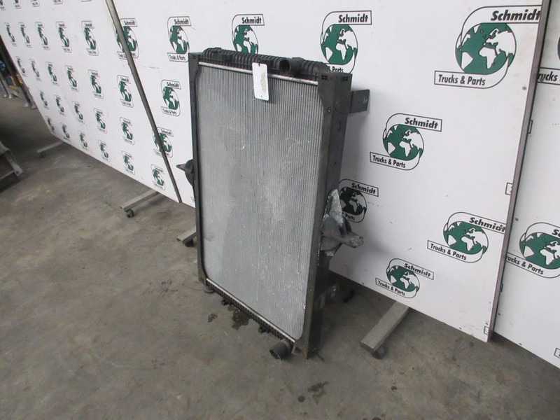 Renault MAGNUM 7484201967 RADIATEUR EURO 5 - Radiatori për Kamioni: foto 2 Renault MAGNUM 7484201967 RADIATEUR EURO 5 - Radiatori për Kamioni: foto 2