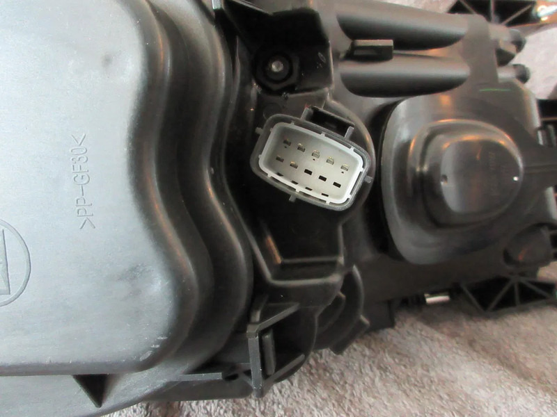 Scania 2416136 KOPLAMP LINKS SCANIA R 450 EURO 6 NIEUWE !!! - Fenerët për Kamioni: foto 4 Scania 2416136 KOPLAMP LINKS SCANIA R 450 EURO 6 NIEUWE !!! - Fenerët për Kamioni: foto 4