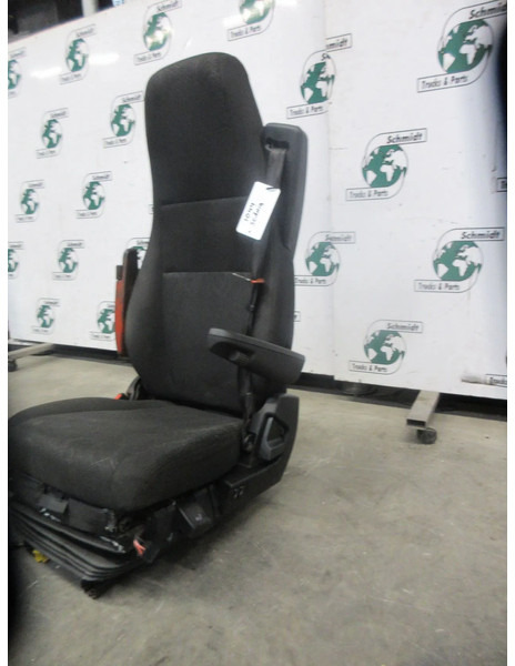 Scania 2421529 // 2421531 STOELEN SET SCANIA P 410 NGS MODEL 2020 - Ndenjësja për Kamioni: foto 5 Scania 2421529 // 2421531 STOELEN SET SCANIA P 410 NGS MODEL 2020 - Ndenjësja për Kamioni: foto 5