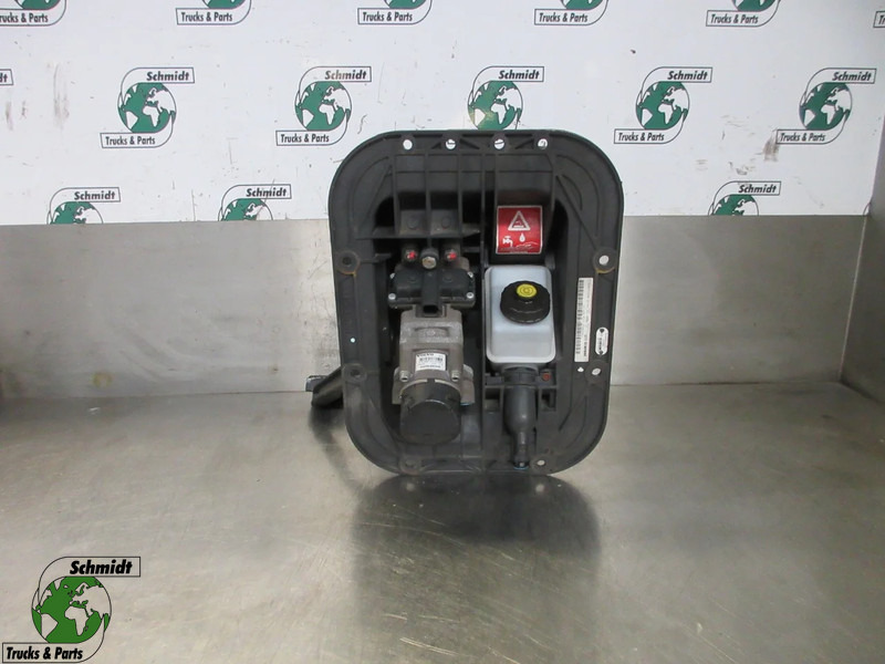 Volvo 21761966// 82545137 PEDAAL SYSTEEM VOLVO FL 210 EURO 6 - Kabina dhe interier për Kamioni: foto 1 Volvo 21761966// 82545137 PEDAAL SYSTEEM VOLVO FL 210 EURO 6 - Kabina dhe interier për Kamioni: foto 1