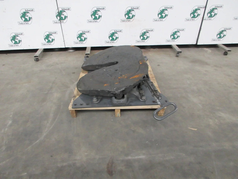 Jost JOST JSK 40 D 152 G50-X RENAULT T 520 JOST JSK 40 D 152 G50-X RENAULT T 520 MODEL 2018 EURO 6 - Bashkues i rrotës së pestë për Kamioni: foto 3 Jost JOST JSK 40 D 152 G50-X RENAULT T 520 JOST JSK 40 D 152 G50-X RENAULT T 520 MODEL 2018 EURO 6 - Bashkues i rrotës së pestë për Kamioni: foto 3