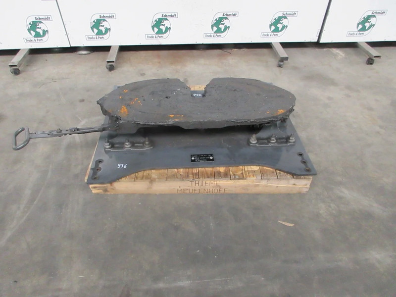 Jost JOST JSK 40 D 152 G50-X RENAULT T 520 JOST JSK 40 D 152 G50-X RENAULT T 520 MODEL 2018 EURO 6 - Bashkues i rrotës së pestë për Kamioni: foto 4 Jost JOST JSK 40 D 152 G50-X RENAULT T 520 JOST JSK 40 D 152 G50-X RENAULT T 520 MODEL 2018 EURO 6 - Bashkues i rrotës së pestë për Kamioni: foto 4