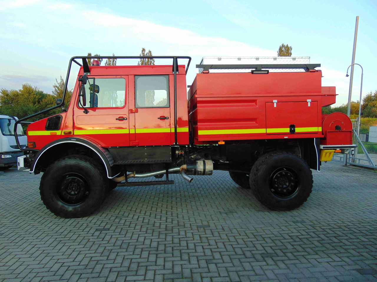 MERCEDES-BENZ Unimog U5000 4x4 DESAUTEL - 5000 WATER !!! - Zjarrfikëse: foto 5 MERCEDES-BENZ Unimog U5000 4x4 DESAUTEL - 5000 WATER !!! - Zjarrfikëse: foto 5