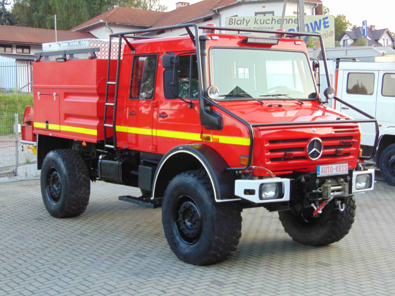 MERCEDES-BENZ Unimog U5000 4x4 DESAUTEL - 5000 WATER !!! - Zjarrfikëse: foto 2 MERCEDES-BENZ Unimog U5000 4x4 DESAUTEL - 5000 WATER !!! - Zjarrfikëse: foto 2