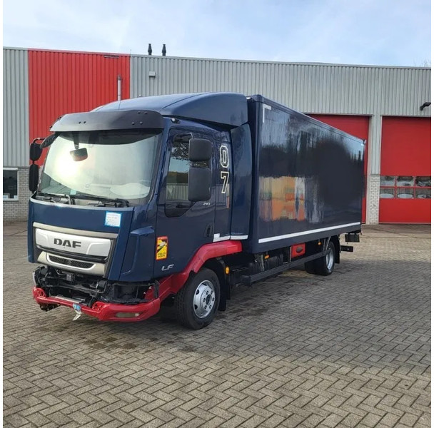 DAF LF 210 / ENGINE RUNNING / ONLY:120371 KM / PLATFORM:1000 KG / LWDS / AIRCO / AUTOMATIC / EURO-6 / 2022 - Kamion vagonetë: foto 1 DAF LF 210 / ENGINE RUNNING / ONLY:120371 KM / PLATFORM:1000 KG / LWDS / AIRCO / AUTOMATIC / EURO-6 / 2022 - Kamion vagonetë: foto 1
