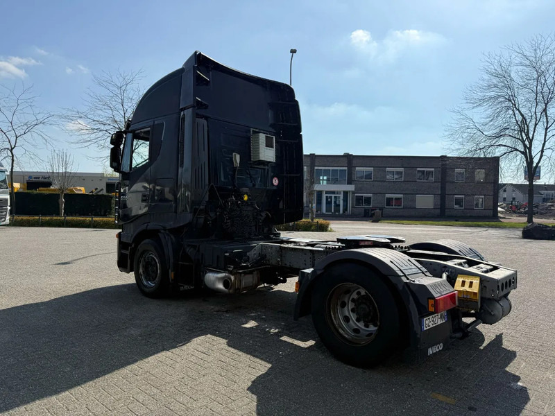 Iveco Stralis 500 / INTARDER / PARKCOOL / FRIDGE / 2XBED / AIRCO / SMART TACHO / AUTOMATIC / EURO-4 / 2008 - Gjysmë-kamion: foto 3 Iveco Stralis 500 / INTARDER / PARKCOOL / FRIDGE / 2XBED / AIRCO / SMART TACHO / AUTOMATIC / EURO-4 / 2008 - Gjysmë-kamion: foto 3