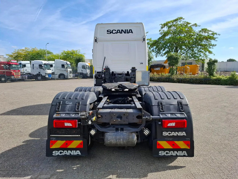 Scania NGS R650 V8 / 6X4 / RETARDER / 2X BIG AXLE / PARKCOOL / DOUBLE TANK / INLINER / FULL-AIR / ALCOA / LEATHER / NAVI / GEN2 V2 / EU - Gjysmë-kamion: foto 4 Scania NGS R650 V8 / 6X4 / RETARDER / 2X BIG AXLE / PARKCOOL / DOUBLE TANK / INLINER / FULL-AIR / ALCOA / LEATHER / NAVI / GEN2 V2 / EU - Gjysmë-kamion: foto 4