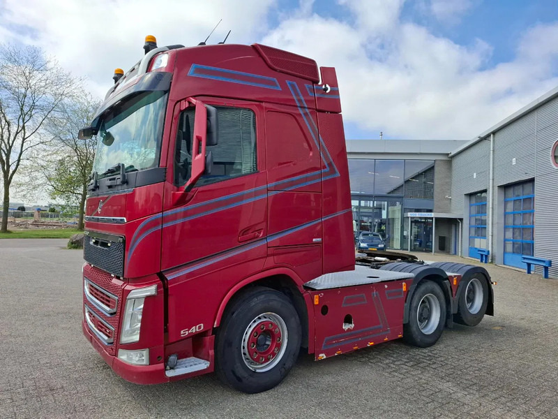 Volvo FH4-540 / 6X4 / BIG AXLE / HYDRAULICS / VEB+ / DYNAMIC STEERING / NAVI / ACC / LWDS / FULL-AIR / LEATHER / AUTOMATIC / EURO-6 / - Gjysmë-kamion: foto 1 Volvo FH4-540 / 6X4 / BIG AXLE / HYDRAULICS / VEB+ / DYNAMIC STEERING / NAVI / ACC / LWDS / FULL-AIR / LEATHER / AUTOMATIC / EURO-6 / - Gjysmë-kamion: foto 1