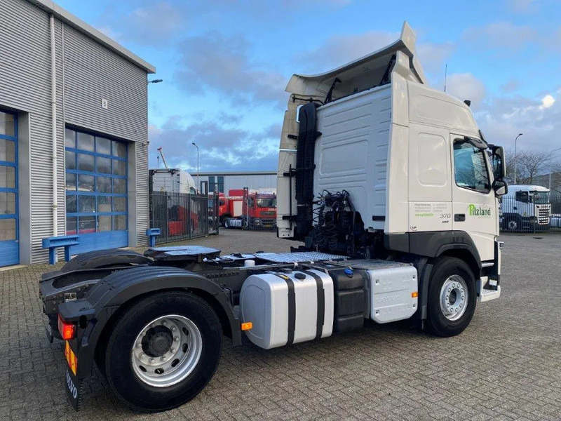 Volvo FM11-370 / GERMAN TRUCK / KB CHASSIS / VEB / ACC / LWDS / DOUBLE TANK / ONLY:763562 KM / AIRCO / AUTOMATIC / EURO-6 / 2018 - Gjysmë-kamion: foto 5 Volvo FM11-370 / GERMAN TRUCK / KB CHASSIS / VEB / ACC / LWDS / DOUBLE TANK / ONLY:763562 KM / AIRCO / AUTOMATIC / EURO-6 / 2018 - Gjysmë-kamion: foto 5