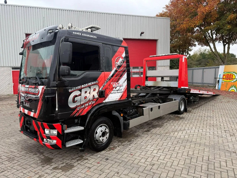 MAN TGL 12.250 / ENGINE RUNNING / ONLY:276364 KM / TOW-TRUCK / CLEPEL / WINCH / REMOTE / 6PERSONS / AUTOMATIC / EURO-6 / 2018 - Karrotrec: foto 1 MAN TGL 12.250 / ENGINE RUNNING / ONLY:276364 KM / TOW-TRUCK / CLEPEL / WINCH / REMOTE / 6PERSONS / AUTOMATIC / EURO-6 / 2018 - Karrotrec: foto 1
