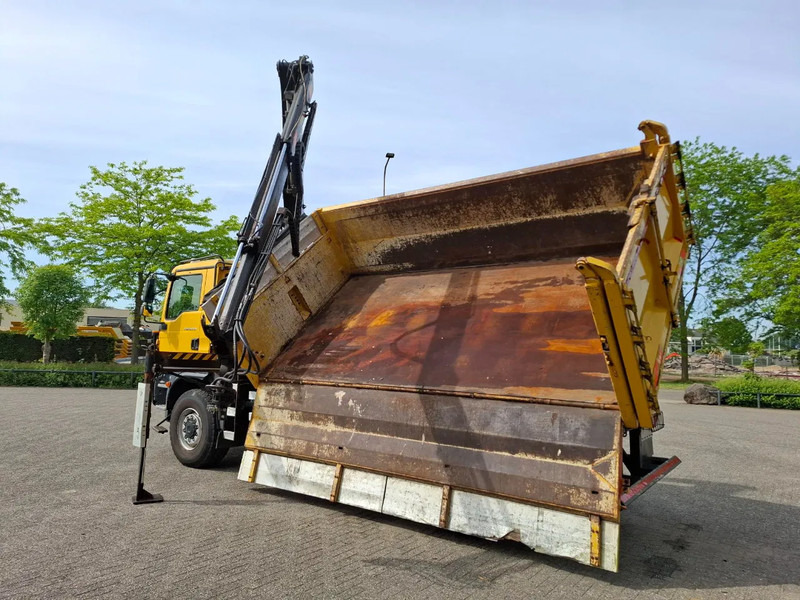 Kamion vetëshkarkues, Kamion me vinç MAN TGM 18.250 / 4X4 / NL TRUCK / TUV:30-04-2026 / 118783 KM / HMF 1110 K2 / ROTATOR / GOOD TYRES / FULL-STEEL / DRUM BRAKES / MANUA: foto 5