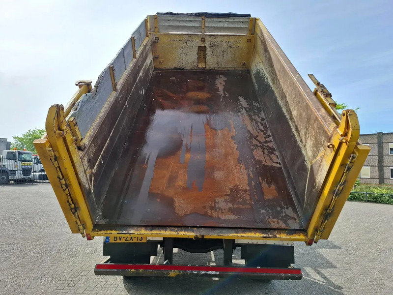Kamion vetëshkarkues, Kamion me vinç MAN TGM 18.250 / 4X4 / NL TRUCK / TUV:30-04-2026 / 118783 KM / HMF 1110 K2 / ROTATOR / GOOD TYRES / FULL-STEEL / DRUM BRAKES / MANUA: foto 8