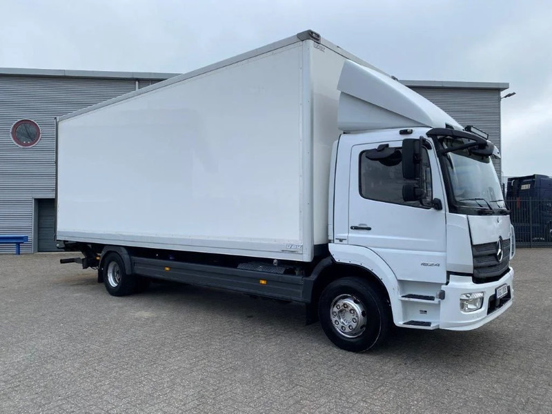 Mercedes-Benz ATEGO 1624 / AUTOMATIC / CLOSED BOX / SIDE DOORS / AIRCO / LWDS / FCW / EURO-6 / 2016 - Kamion vagonetë: foto 2 Mercedes-Benz ATEGO 1624 / AUTOMATIC / CLOSED BOX / SIDE DOORS / AIRCO / LWDS / FCW / EURO-6 / 2016 - Kamion vagonetë: foto 2