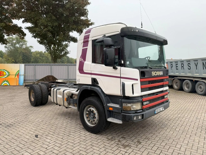 Scania 124-420 / ENGINE RUNNING / RETARDER / BIG AXLE / FULL-STEEL / ONLY: 540918 KM / OLD TACHO / AIRCO / MANUAL / EURO-3 / 2002 - Kamion kabinë-shasi: foto 2 Scania 124-420 / ENGINE RUNNING / RETARDER / BIG AXLE / FULL-STEEL / ONLY: 540918 KM / OLD TACHO / AIRCO / MANUAL / EURO-3 / 2002 - Kamion kabinë-shasi: foto 2