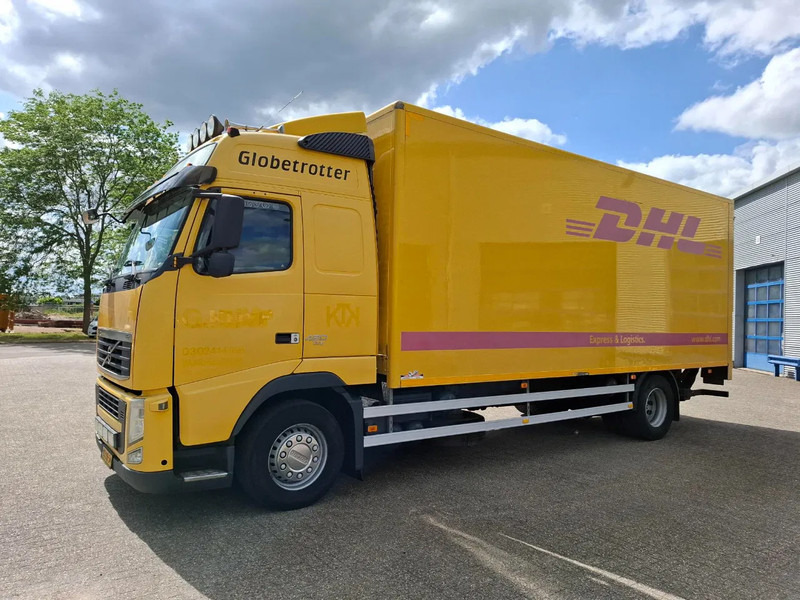 Volvo FH13-420 / NL TRUCK / PLATFORM 2000KG / AIRCO / FRIDGE / AUTOMATIC / EURO-5 / 2010 - Kamion vagonetë: foto 1 Volvo FH13-420 / NL TRUCK / PLATFORM 2000KG / AIRCO / FRIDGE / AUTOMATIC / EURO-5 / 2010 - Kamion vagonetë: foto 1