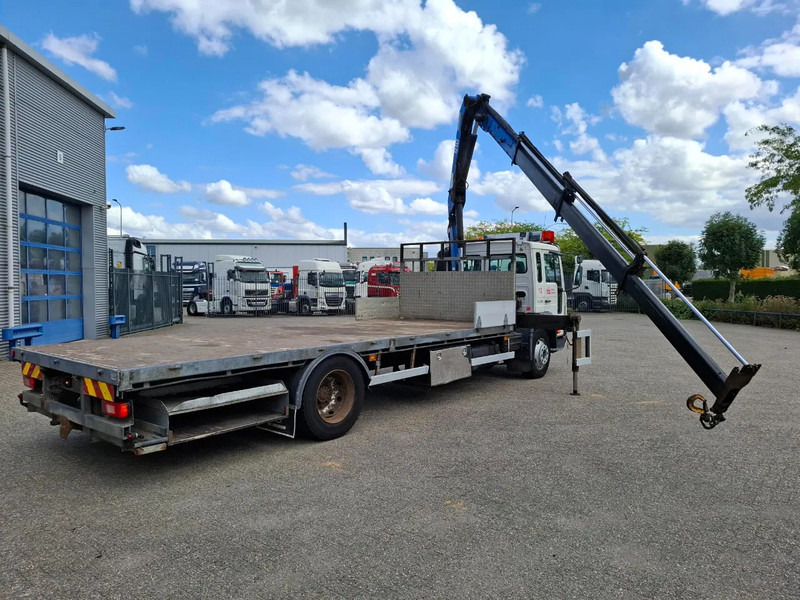 Volvo FL6-220 / HMF 910 / REMOTE / ONLY:493620 KM / AIRCO / FULL-AIR / MANUAL / EURO-3 / 2003 - Kamion me vinç: foto 5 Volvo FL6-220 / HMF 910 / REMOTE / ONLY:493620 KM / AIRCO / FULL-AIR / MANUAL / EURO-3 / 2003 - Kamion me vinç: foto 5