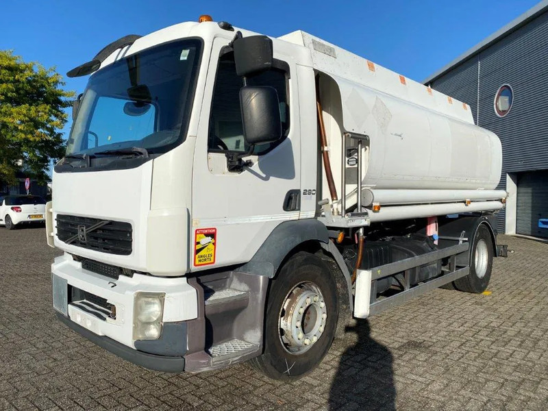 Volvo FL7-290 / 5 COMPARTIMENTS / 13000 LITER TOTAL / PUMP / AUTOMATIC / EURO-5 / 2009 - Autobot: foto 1 Volvo FL7-290 / 5 COMPARTIMENTS / 13000 LITER TOTAL / PUMP / AUTOMATIC / EURO-5 / 2009 - Autobot: foto 1