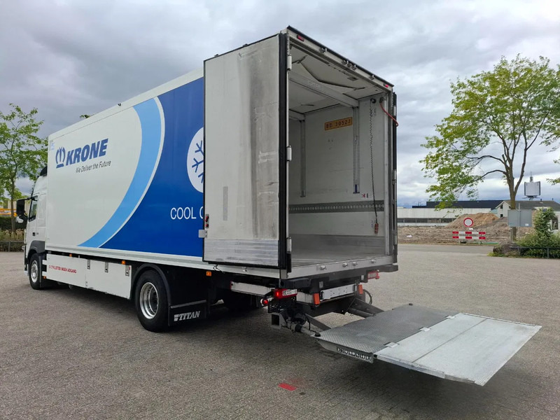 Volvo FM11-330 / VEB / LWDS / ONLY:442862 KM / CARRIER SUPRA 1250 / DOPPELSTOCK / PLATFORM 2TON / DATALOG / FULL-AIR / TOP CONDITION / - Kamion izotermik: foto 3 Volvo FM11-330 / VEB / LWDS / ONLY:442862 KM / CARRIER SUPRA 1250 / DOPPELSTOCK / PLATFORM 2TON / DATALOG / FULL-AIR / TOP CONDITION / - Kamion izotermik: foto 3