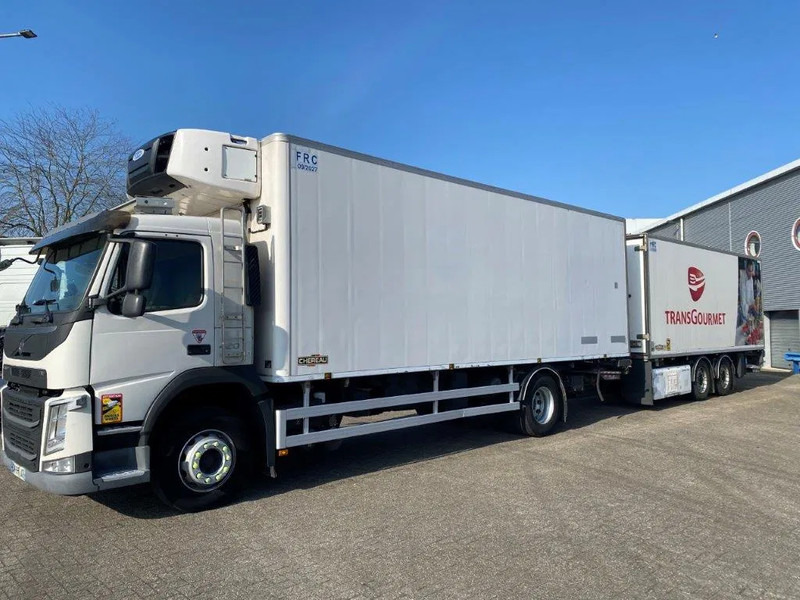 Volvo FM4-420 / COMPLETE COOL+FREEZE COMBI / CHEREAU / THROUGH-LOADING SYSTEM / 2XPLATFORM DHOLLANDIA / FREEZING LOCK / AUTOMATIC / EU - Kamion frigorifer: foto 1 Volvo FM4-420 / COMPLETE COOL+FREEZE COMBI / CHEREAU / THROUGH-LOADING SYSTEM / 2XPLATFORM DHOLLANDIA / FREEZING LOCK / AUTOMATIC / EU - Kamion frigorifer: foto 1