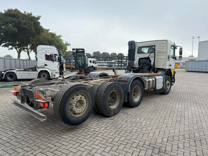 Volvo FMX 450 / ENGINE RUNNING / 8X4 / VEB / ONLY:260642 KM / PTO / LIFT+LENKACHSE / ALCOA / AUTOMATIC / EURO-6 / 2014 - Kamion kabinë-shasi: foto 5 Volvo FMX 450 / ENGINE RUNNING / 8X4 / VEB / ONLY:260642 KM / PTO / LIFT+LENKACHSE / ALCOA / AUTOMATIC / EURO-6 / 2014 - Kamion kabinë-shasi: foto 5