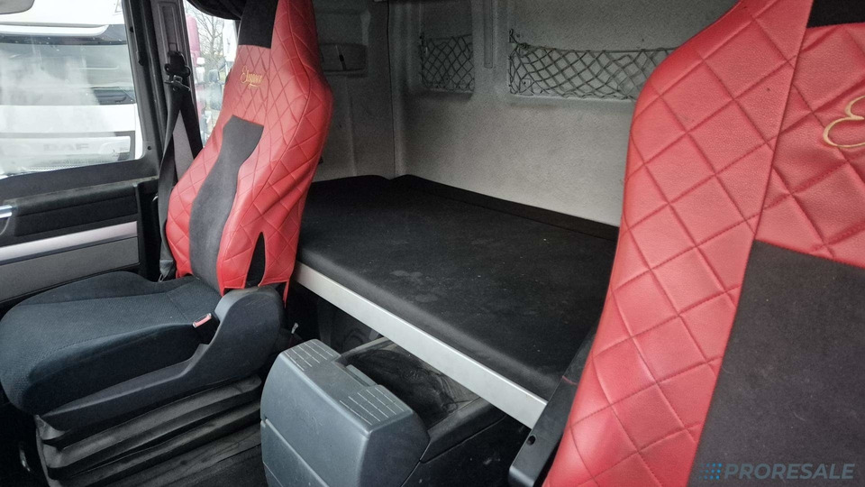 MAN TGX 26.480 6X2-2 BLS EURO 6 - Gjysmë-kamion: foto 5 MAN TGX 26.480 6X2-2 BLS EURO 6 - Gjysmë-kamion: foto 5