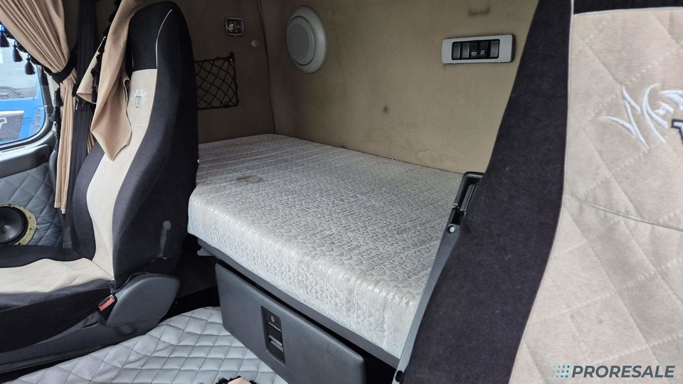 VOLVO FH 13.440 42T EURO 5 - Gjysmë-kamion: foto 5 VOLVO FH 13.440 42T EURO 5 - Gjysmë-kamion: foto 5