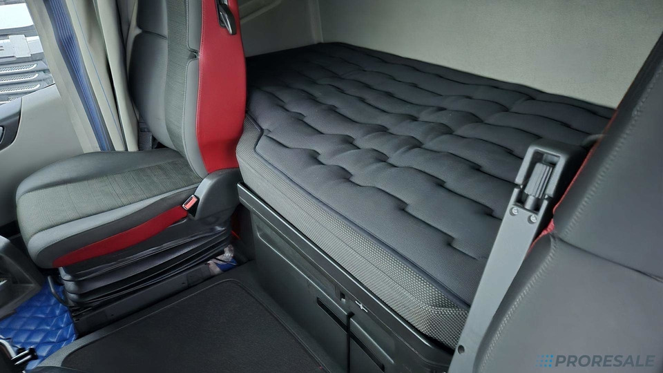 VOLVO FH 500 GLOBE XL EURO 6 - Gjysmë-kamion: foto 5 VOLVO FH 500 GLOBE XL EURO 6 - Gjysmë-kamion: foto 5