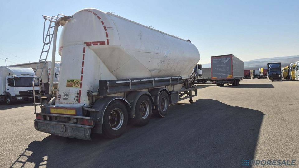OSTATNÍ FELDBINDER EUT 40.3 SILOCISTERNA - 2 komory - 40 m3 - Gjysmë rimorkio silo: foto 3 OSTATNÍ FELDBINDER EUT 40.3 SILOCISTERNA - 2 komory - 40 m3 - Gjysmë rimorkio silo: foto 3