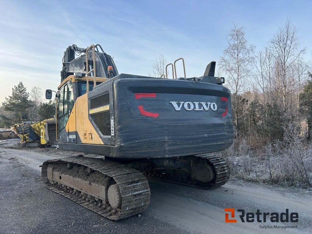 2014 Beltegraver 29 ton Volvo EC250 EL - Ekskavator me zinxhirë: foto 4 2014 Beltegraver 29 ton Volvo EC250 EL - Ekskavator me zinxhirë: foto 4