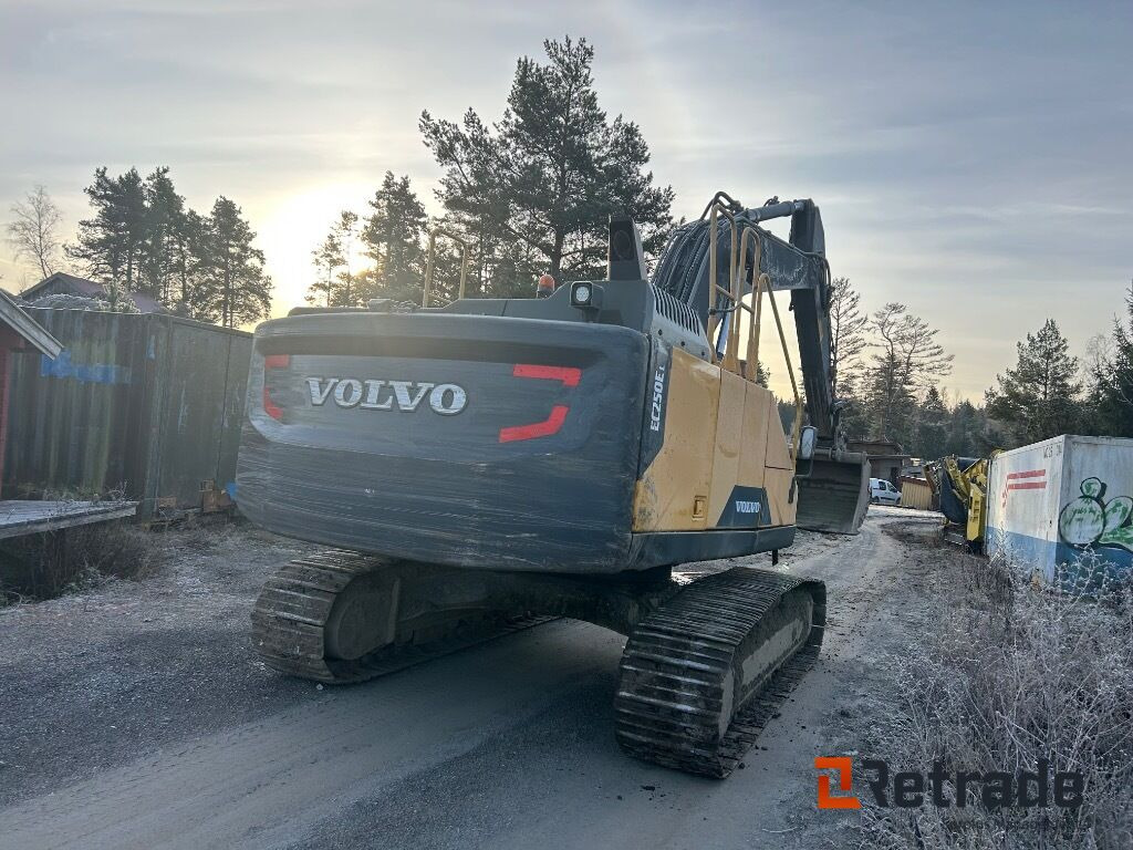 2014 Beltegraver 29 ton Volvo EC250 EL - Ekskavator me zinxhirë: foto 3 2014 Beltegraver 29 ton Volvo EC250 EL - Ekskavator me zinxhirë: foto 3