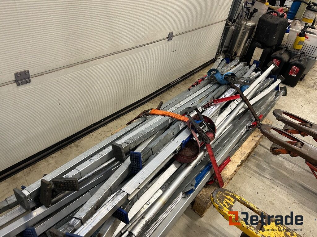 25 stk Støtte stenger til godsrom skapbil - Pajisje magazine: foto 2 25 stk Støtte stenger til godsrom skapbil - Pajisje magazine: foto 2