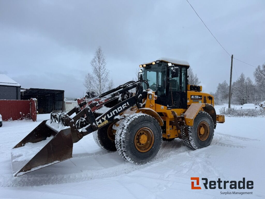 Hjullastare Hyundai HL730 TM-7 med planerskopa - Fadrom me goma: foto 1 Hjullastare Hyundai HL730 TM-7 med planerskopa - Fadrom me goma: foto 1