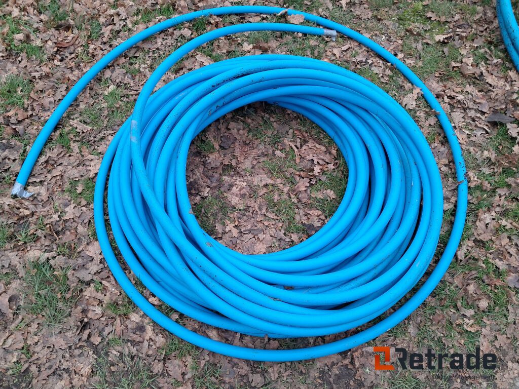 Lot med PEM-rør - Pajisje ndërtimi: foto 4 Lot med PEM-rør - Pajisje ndërtimi: foto 4