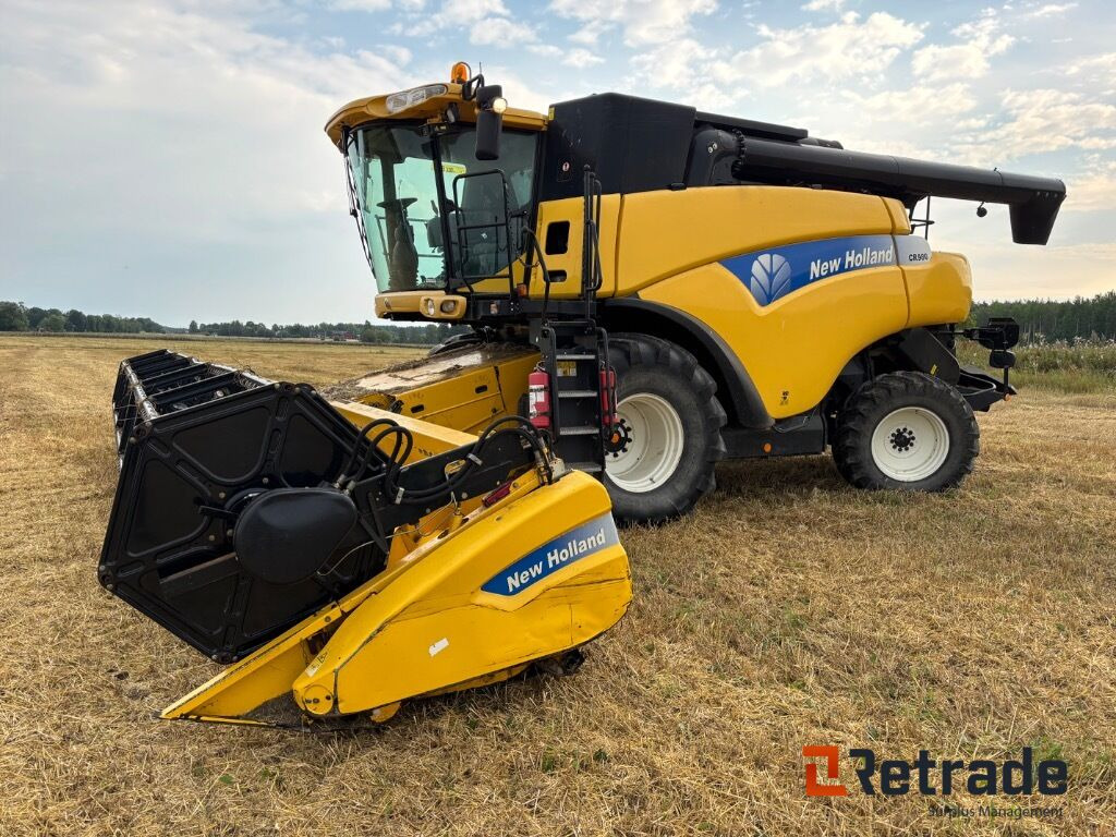 Skördetröska New Holland CR 980 - 2005 - Makineri bujqësore: foto 2 Skördetröska New Holland CR 980 - 2005 - Makineri bujqësore: foto 2