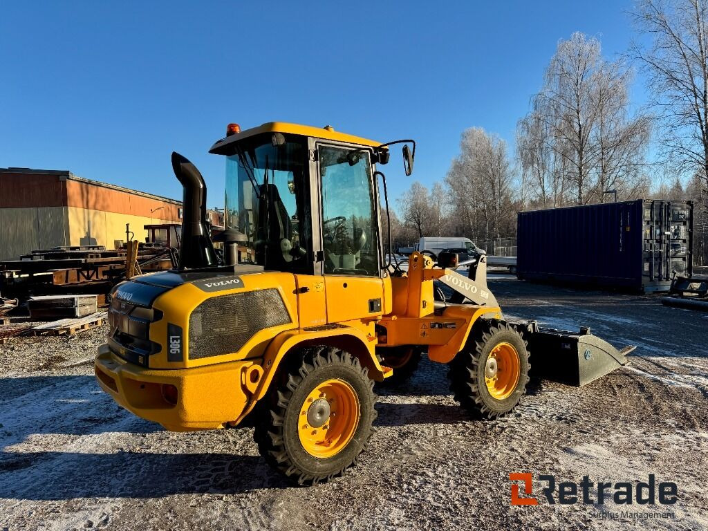 Hjullastare Volvo L30G med redskap - Makineri ndërtimi: foto 3 Hjullastare Volvo L30G med redskap - Makineri ndërtimi: foto 3