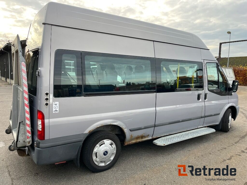 Minibus med lift FORD TRANSIT KOMBI 300L F 2,2 TDCI - Minibus, Furgon pasagjerësh: foto 3 Minibus med lift FORD TRANSIT KOMBI 300L F 2,2 TDCI - Minibus, Furgon pasagjerësh: foto 3