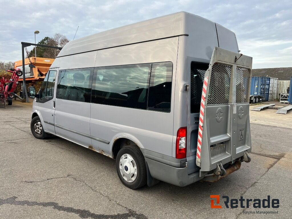Minibus med lift FORD TRANSIT KOMBI 300L F 2,2 TDCI - Minibus, Furgon pasagjerësh: foto 4 Minibus med lift FORD TRANSIT KOMBI 300L F 2,2 TDCI - Minibus, Furgon pasagjerësh: foto 4