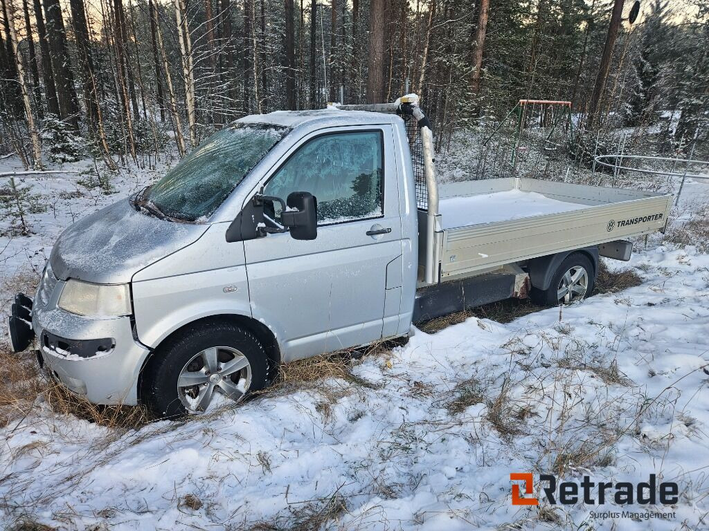 Pickup Volkswagen Transporter EH 2,5 4-Motion Reparationsobjekt - Veturë: foto 1 Pickup Volkswagen Transporter EH 2,5 4-Motion Reparationsobjekt - Veturë: foto 1