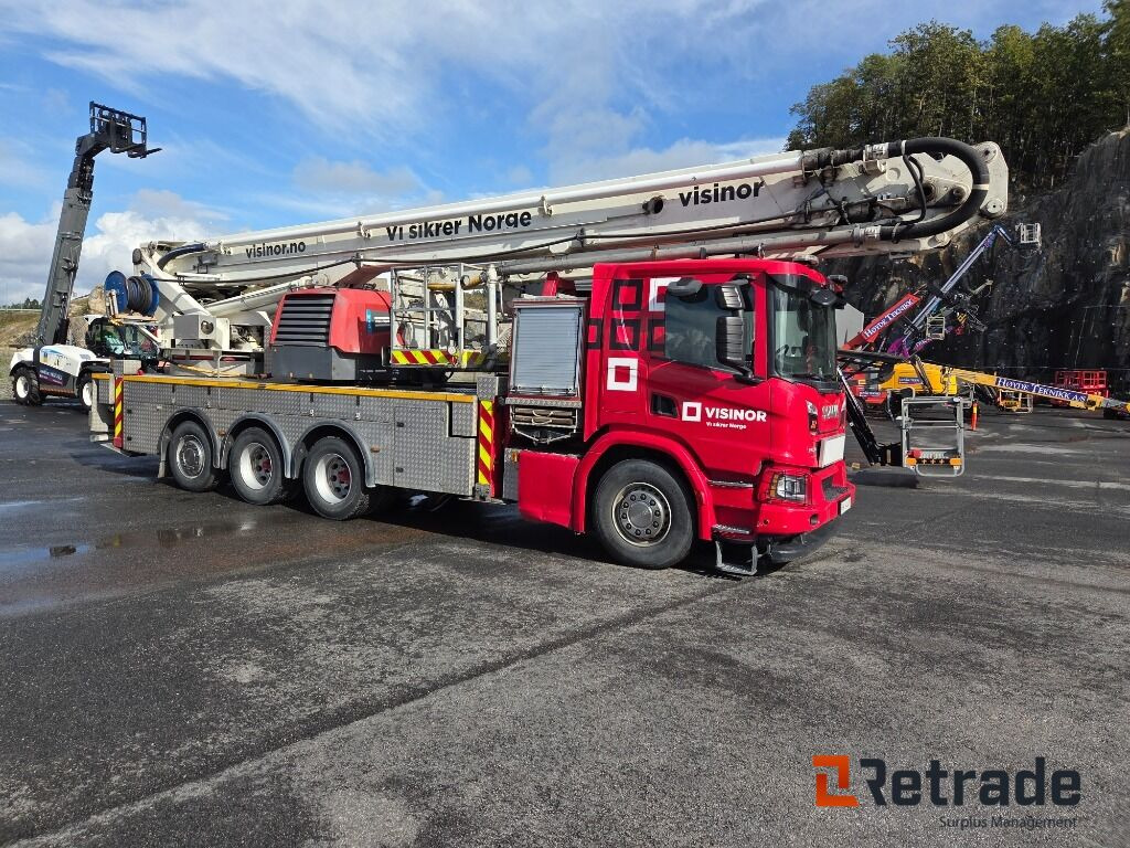 SCANIA XT P500 2019 MOD MED F-37 BRONTO SKYLIFT 1997 MOD - Autovinç: foto 1 SCANIA XT P500 2019 MOD MED F-37 BRONTO SKYLIFT 1997 MOD - Autovinç: foto 1