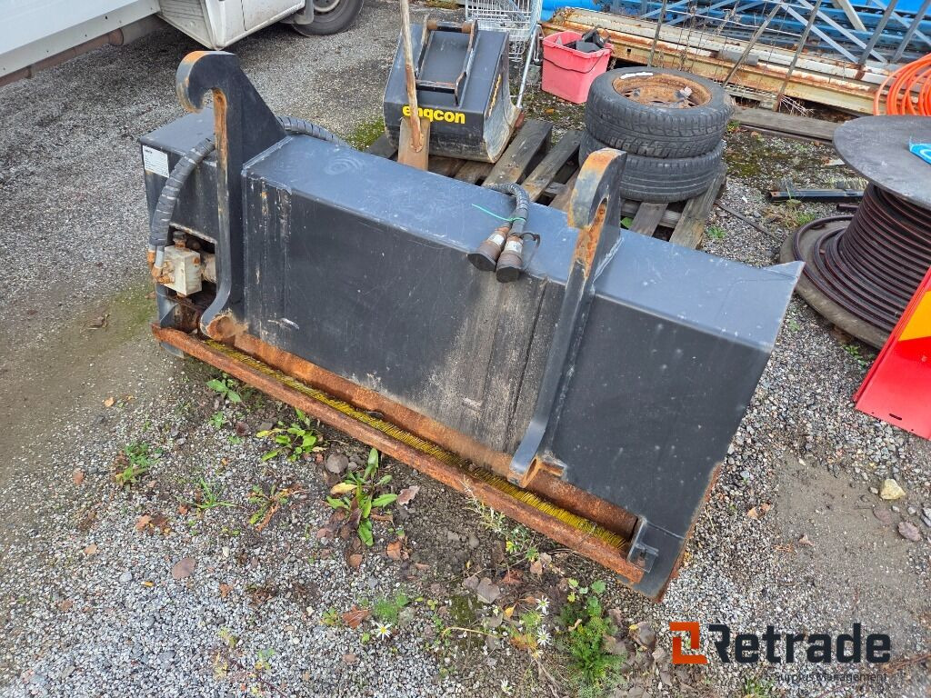 Sandspridarskopa Drivex SS1000 - Pajisje ndërtimi: foto 2 Sandspridarskopa Drivex SS1000 - Pajisje ndërtimi: foto 2