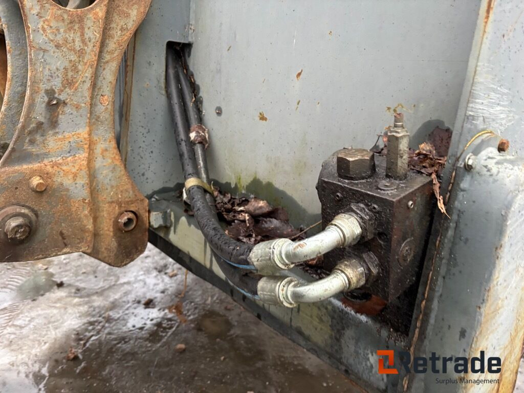 SandspridarskopaUfo 3m3 Stora bm - Pajisje ndërtimi: foto 4 SandspridarskopaUfo 3m3 Stora bm - Pajisje ndërtimi: foto 4