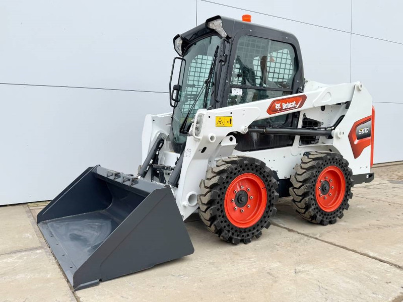 Bobcat S510 - New / Unused / Closed Cabine / AC - Mini fadrom: foto 1 Bobcat S510 - New / Unused / Closed Cabine / AC - Mini fadrom: foto 1