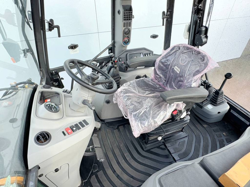 Case 570SV 4WD - 4/1 Bucket / Telescopic Boom / AC - Fadromë me shkarkim nga prapa: foto 5 Case 570SV 4WD - 4/1 Bucket / Telescopic Boom / AC - Fadromë me shkarkim nga prapa: foto 5